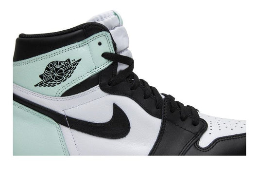 Jordan 1 Retro High Igloo