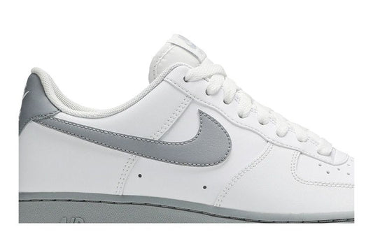 Nike Air Force 1 07 White Grey Sole