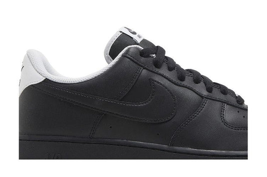 Nike Air Force 1 Low '07 Black White Sole