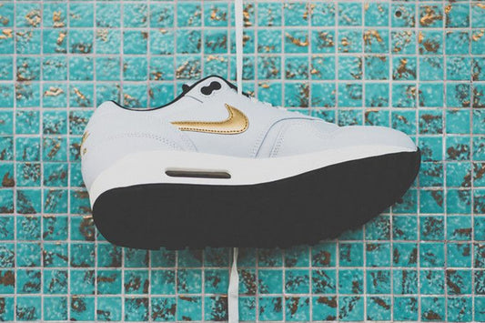 Nike Air Max 1 Gold Trophy