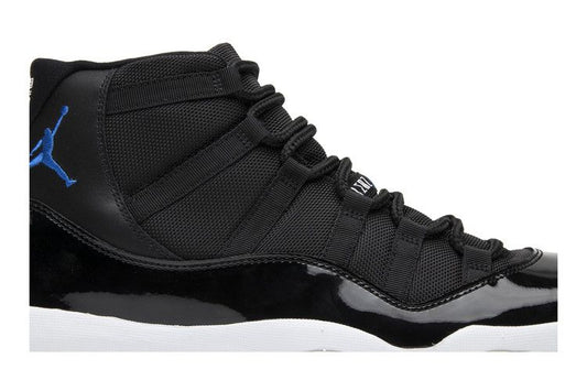 Jordan 11 Retro Space Jam (2009)