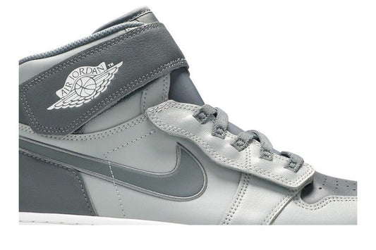 Jordan 1 High FlyEase Light Smoke Grey