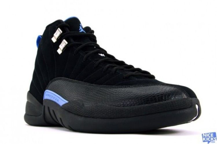 Jordan 12 Retro Nubuck (2009)