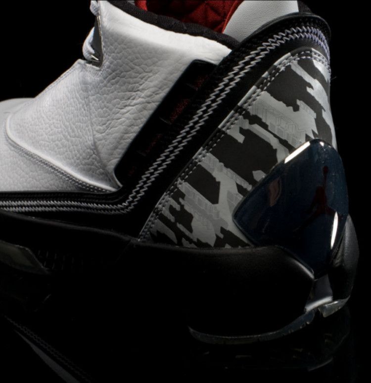 Jordan 22 OG White Varisty Red