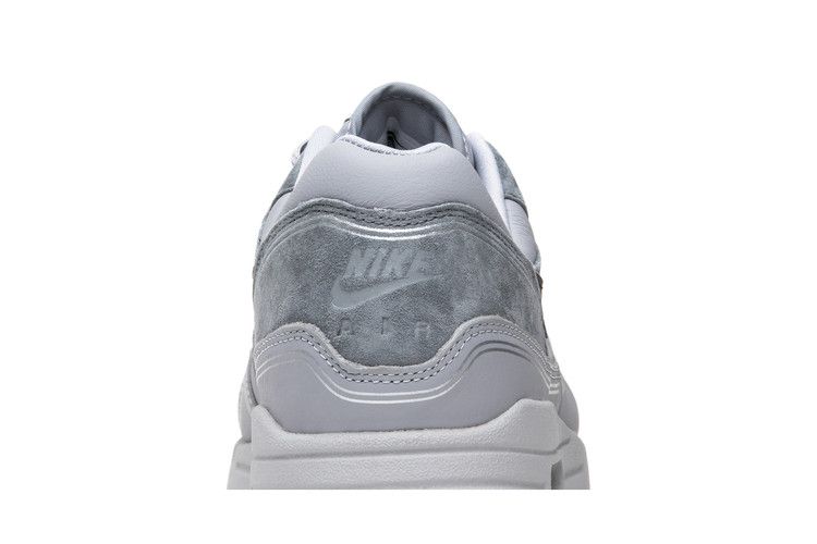 Nike Air Max 1 Pompidou Center Night