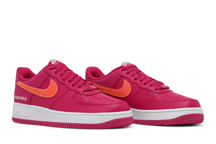 Nike Air Force 1 Low World Tour
