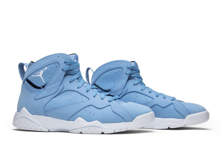 Jordan 7 Retro Pantone