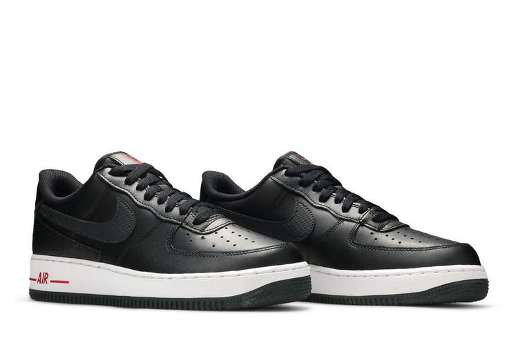 Nike Air Force 1 Low Technical Stitch Bred