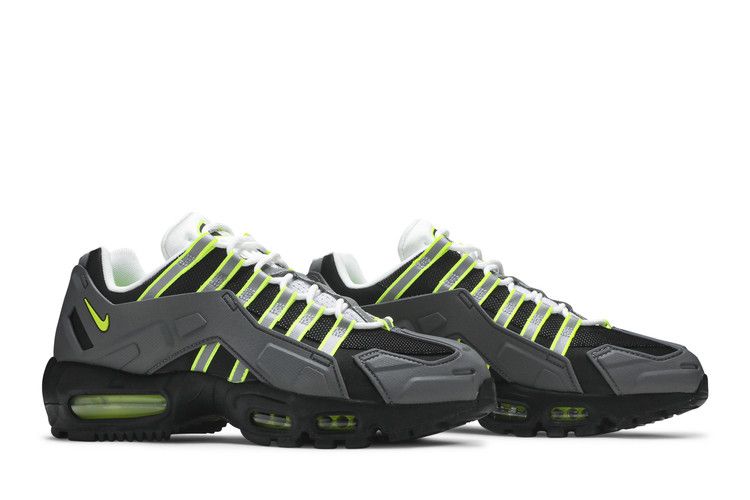 Nike NDSTRKT Air Max 95 Neon