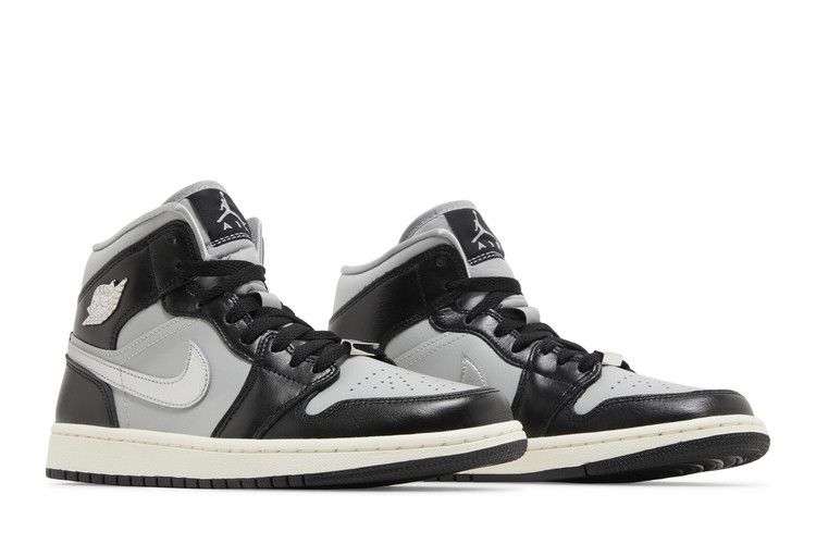 Jordan 1 Mid SE Black Metallic Silver (Women's)