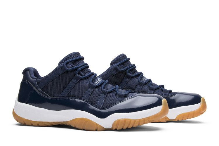 Jordan 11 Retro Low Midnight Navy