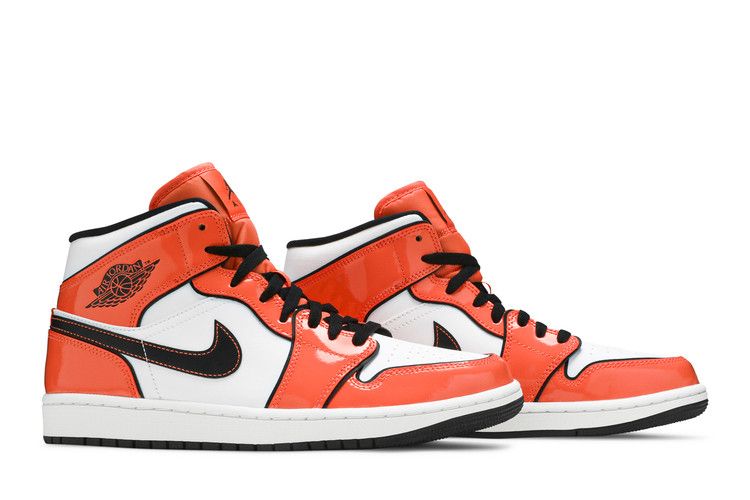 Jordan 1 Mid SE Turf Orange