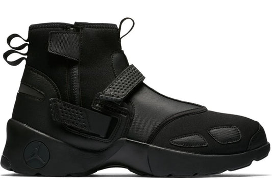 Jordan Trunner LX High Triple Black