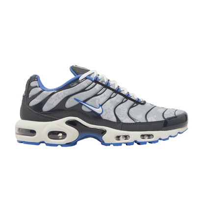 Nike Air Max Plus Social F.C.