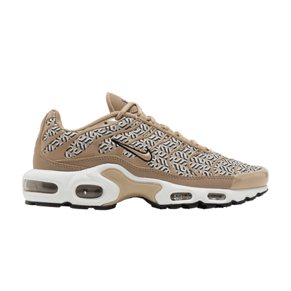 Nike Air Max Plus United in Victory (Women's)