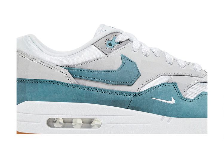 Nike Air Max 1 .SWOOSH Low Poly Adventure