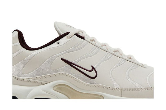 Nike Air Max Plus PRM Phantom Burgundy Crush