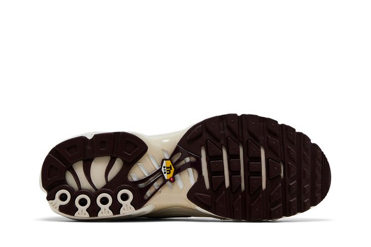 Nike Air Max Plus PRM Phantom Burgundy Crush