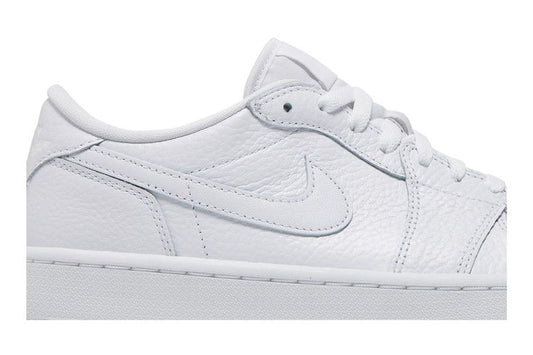 Jordan 1 Retro Low Golf Triple White