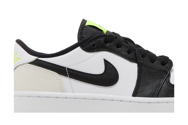 Jordan 1 Retro Low Golf Phantom Volt