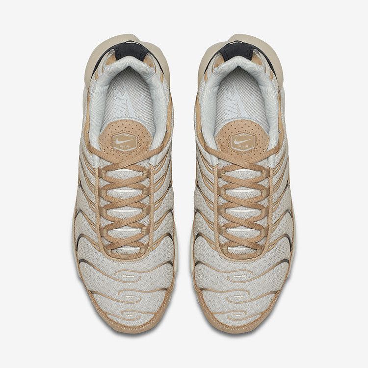 Nike Air Max Plus Light Bone