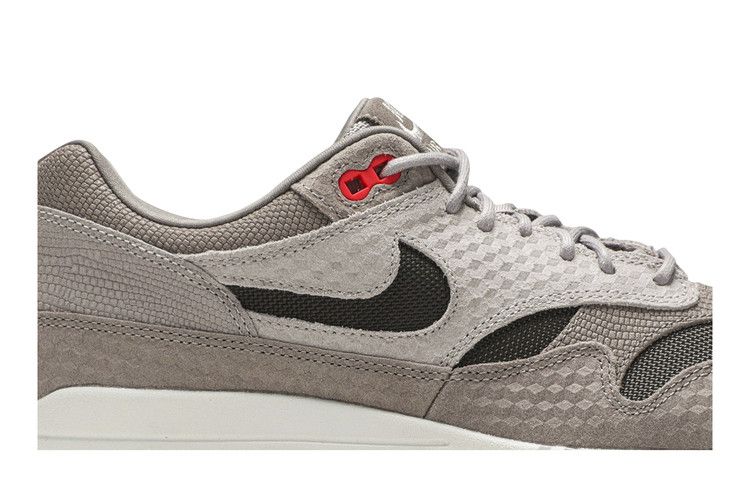 Nike Air Max 1 Cut Out Swoosh Moon Particle