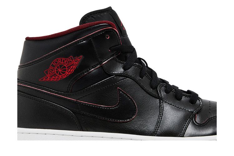Jordan 1 Retro Mid Black Red White