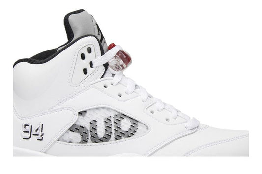 Jordan 5 Retro Supreme White