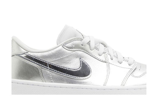 Jordan 1 Retro Low Golf Gift Giving Pack