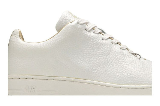 Nike Air Force 1 LTD Triple White