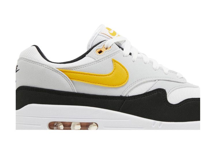 Nike Air Max 1 White University Gold