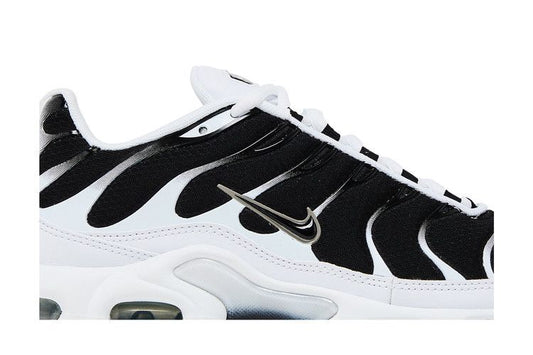 Nike Air Max Plus White Black Metallic Pewter
