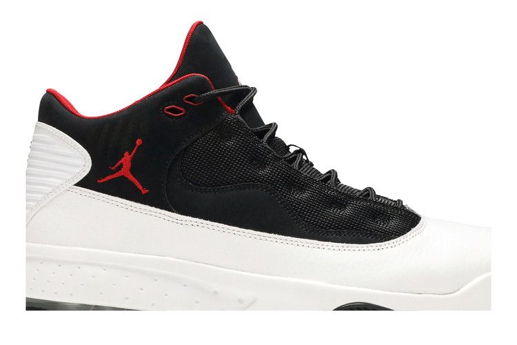 Jordan Max Aura 2 White Gym Red Black