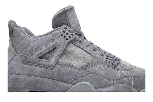 Jordan 4 Retro Kaws