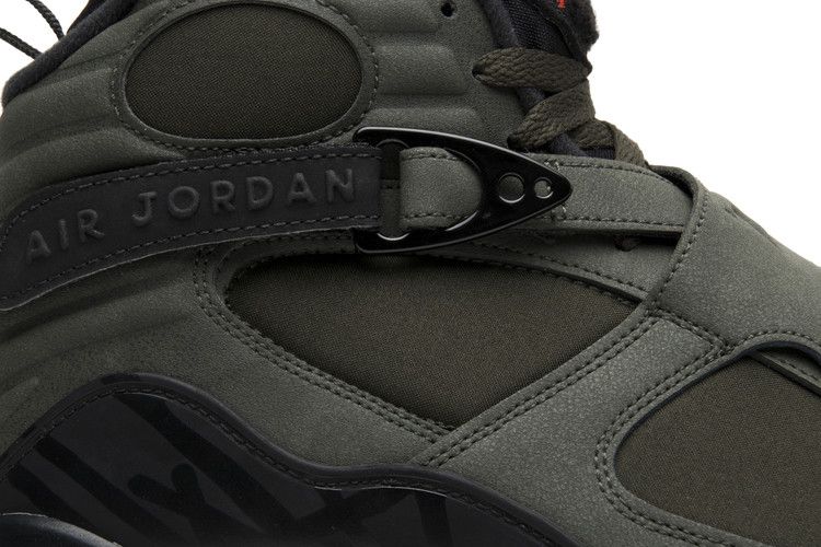 Jordan 8 Retro Take Flight Undefeated
