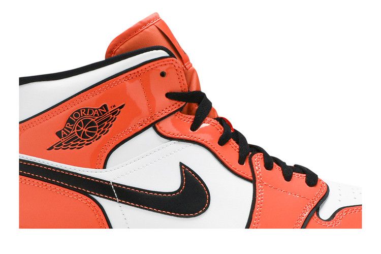 Jordan 1 Mid SE Turf Orange