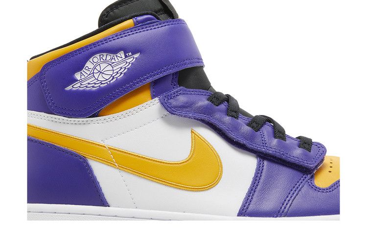Jordan 1 High FlyEase Lakers