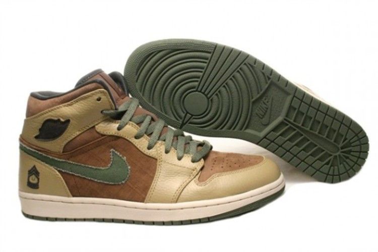 Jordan 1 Retro Armed Forces