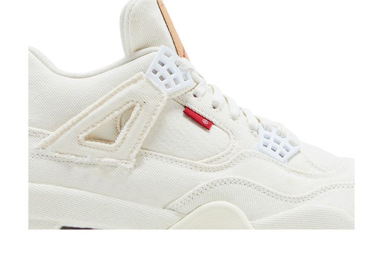 Jordan 4 Retro Levi's White (Levi's Tag)