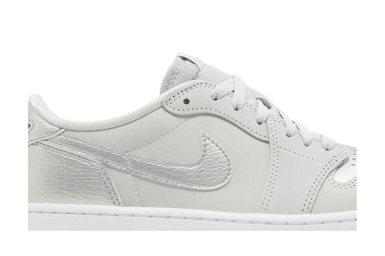 Jordan 1 Low OG Metallic Silver