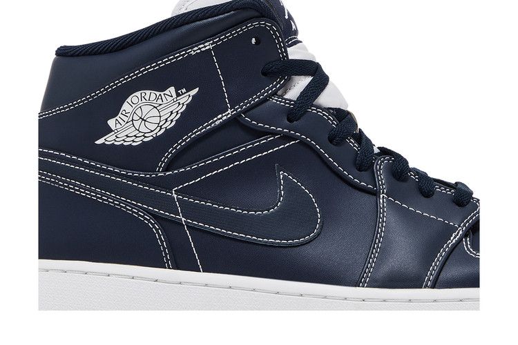 Jordan 1 Retro Mid Derek Jeter RE2PECT