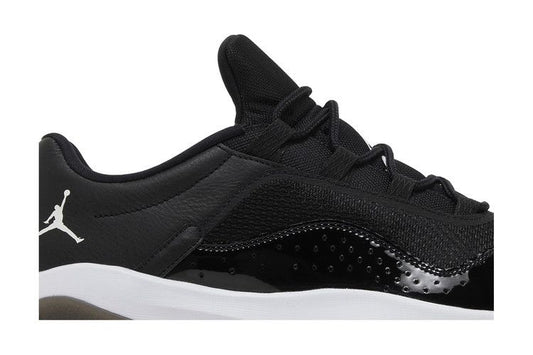 Jordan 11 CMFT Low Black White