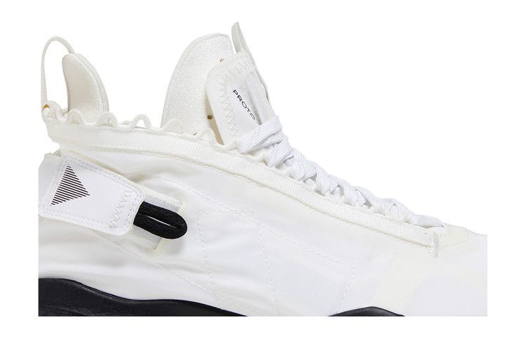 Jordan Proto React White Black