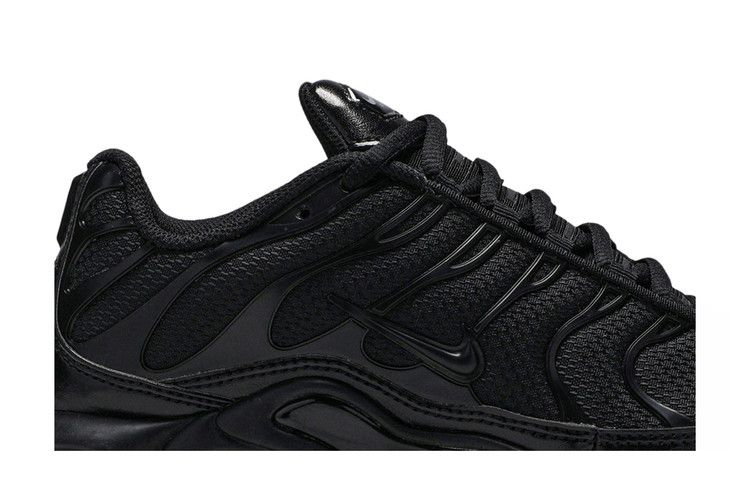 Nike Air Max Plus Triple Black