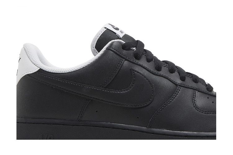 Nike Air Force 1 Low '07 Black White Sole