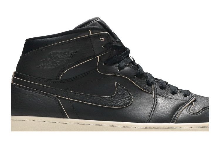 Jordan 1 Retro High Black Desert Sand