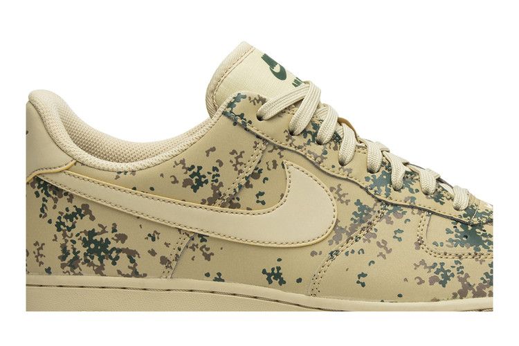Nike Air Force 1 Low Desert Camo Team Gold