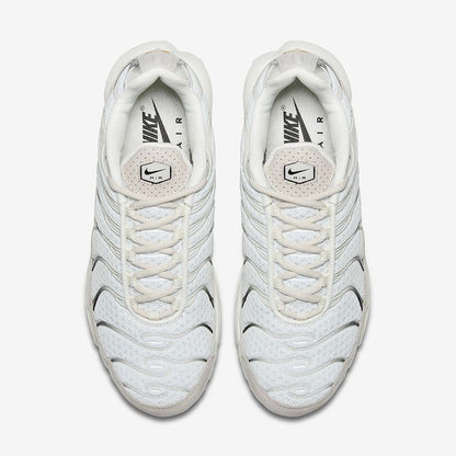 Nike Air Max Plus Sail Black