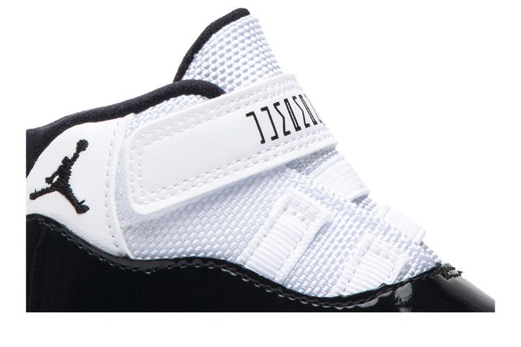 Jordan 11 Retro Concord (2018) (I)