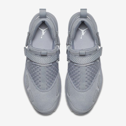 Jordan Trunner LX Wolf Grey